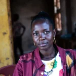 Investir au Sénégal dans l'immobilier : Guide 2025 pour Réussir Votre Projet 4 Jeune femme sénégalaise