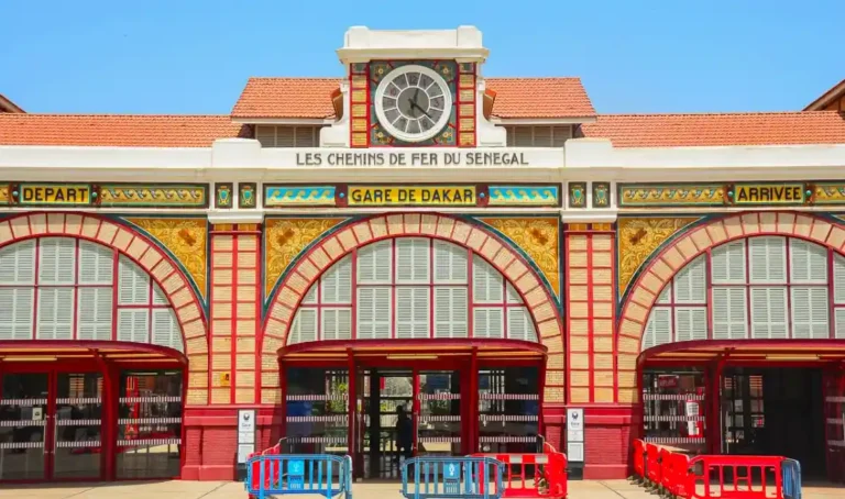 Acheter une maison au Sénégal – Investissez à Dakar 2 Gare de Dakar Senegal